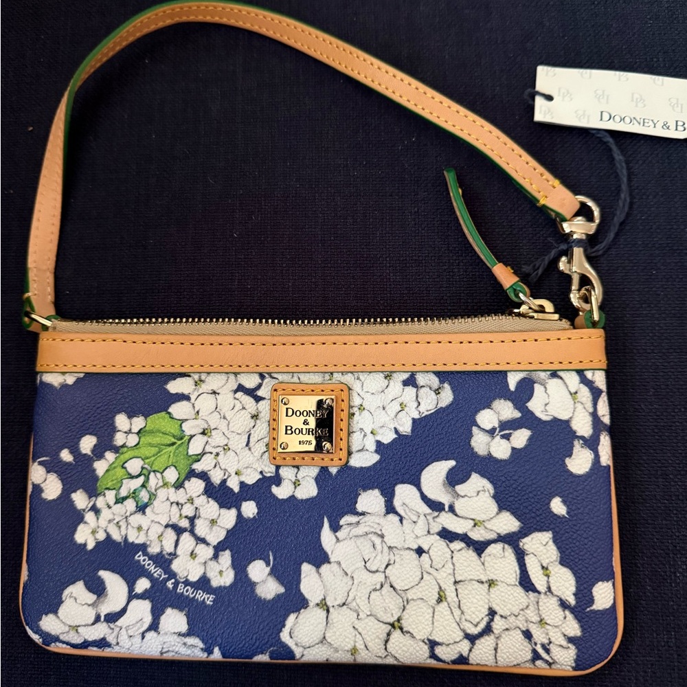 New- Dooney & Bourke Blue Tan Floral Clutch- BNWT